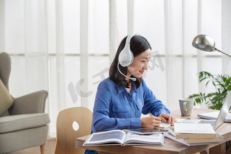 何方神圣 相关产品