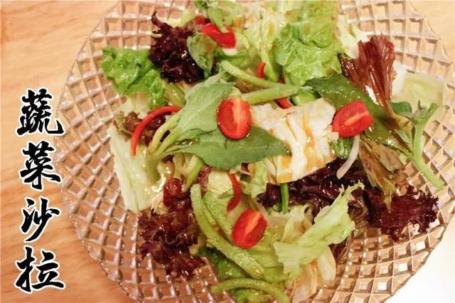 伟大的缺席 相关产品