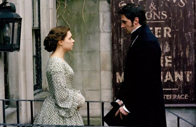 伦敦河 相关产品