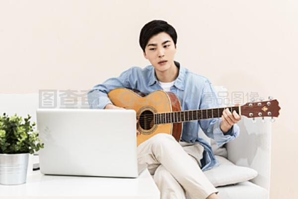 侧耳倾听 相关产品