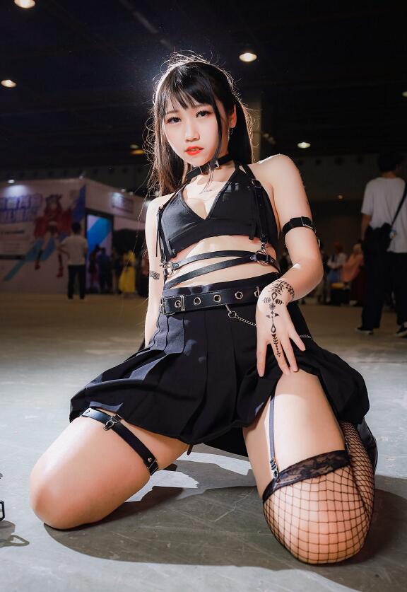 偷心上流 相关产品