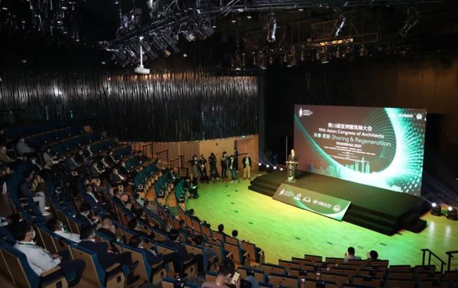 和空姐合租的日子