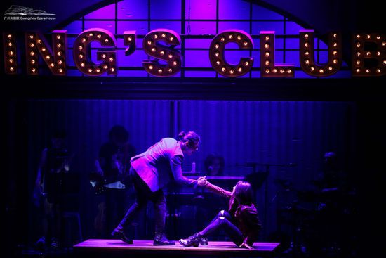 凤舞红尘 相关产品