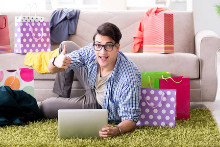 伯纳黛特你去了哪