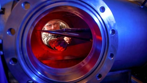 冲破黎明前的黑暗 相关产品