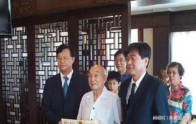 伤痛不会将我们拆散 相关产品