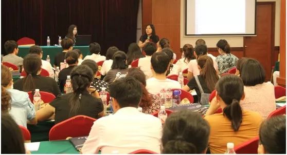 凋零在春天 产品图片