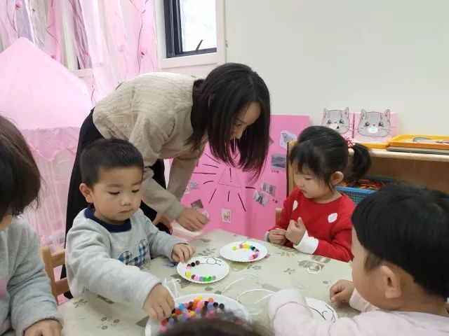 何方神圣 相关产品