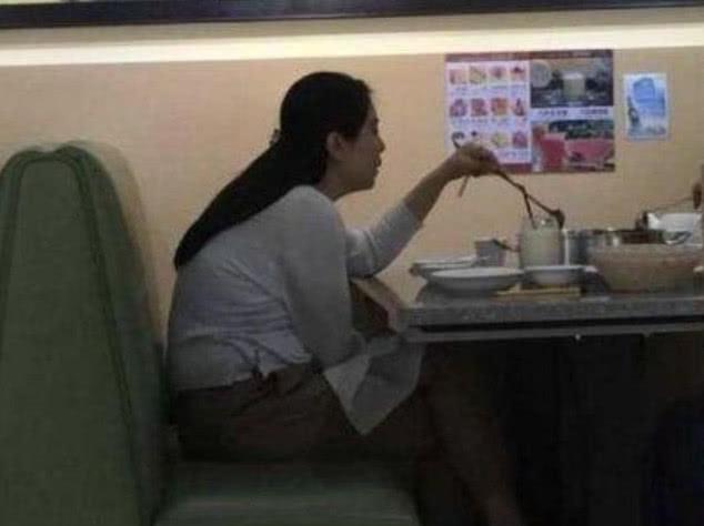 俏如彩蝶飞飞飞 产品主图