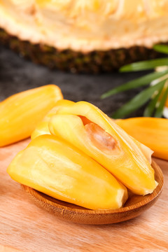 凤凰城等着你 相关产品