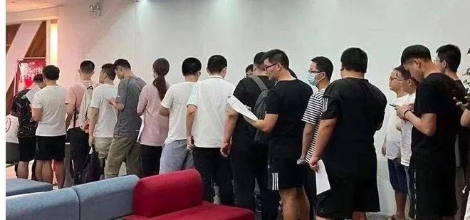 僵尸叔叔 相关产品